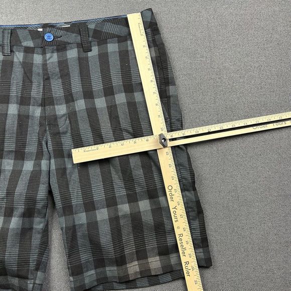 Travis Mathew Golf Shorts Mens Size 34 Black Gray Color Flat Front Casual‎ Strip - Picture 11 of 12